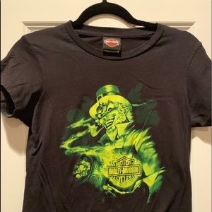 Gently worn Harley Davidson T-shirt
Size Small